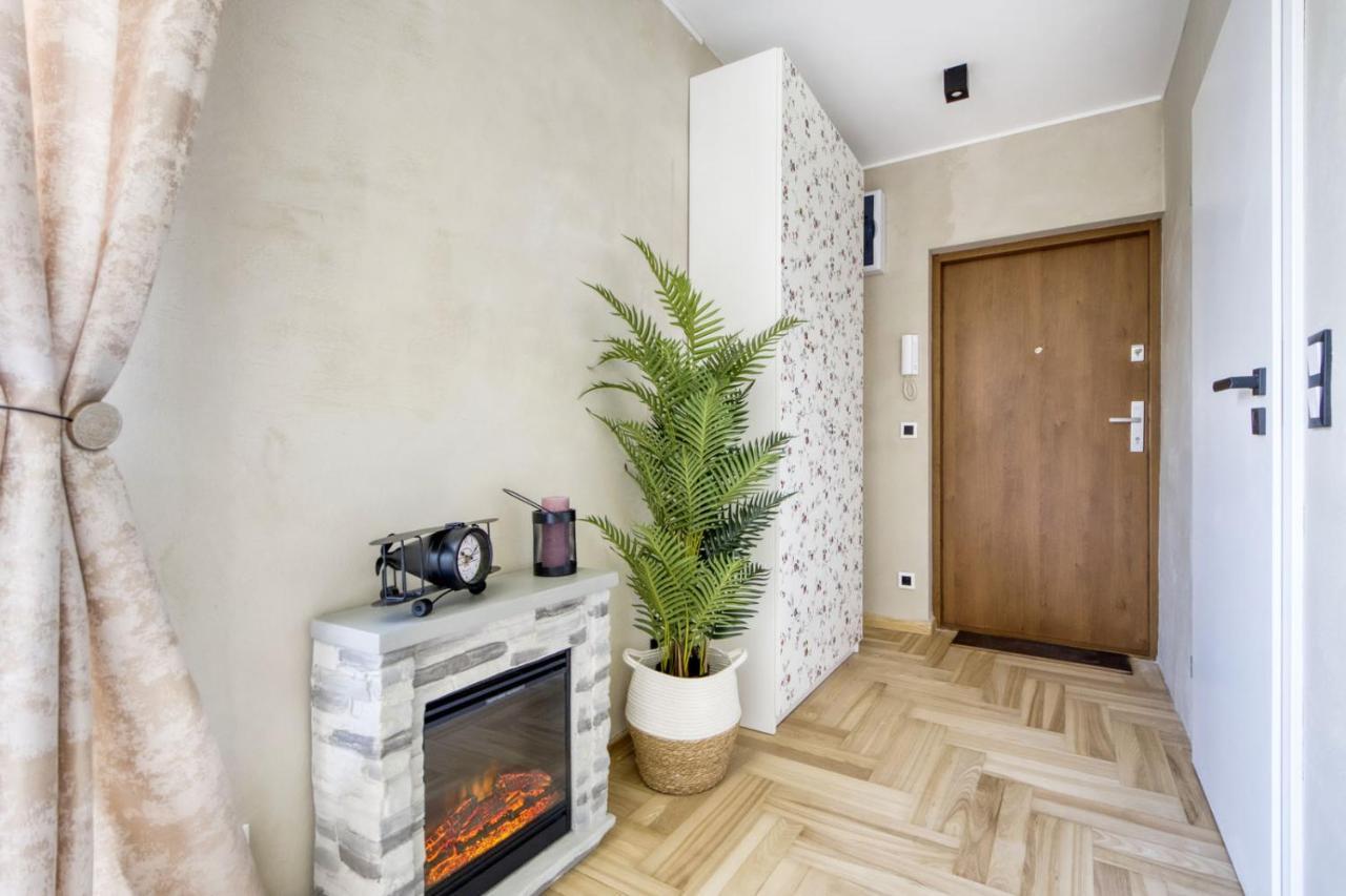 Palladium Elektoralna Apartments Varşovia Exterior foto